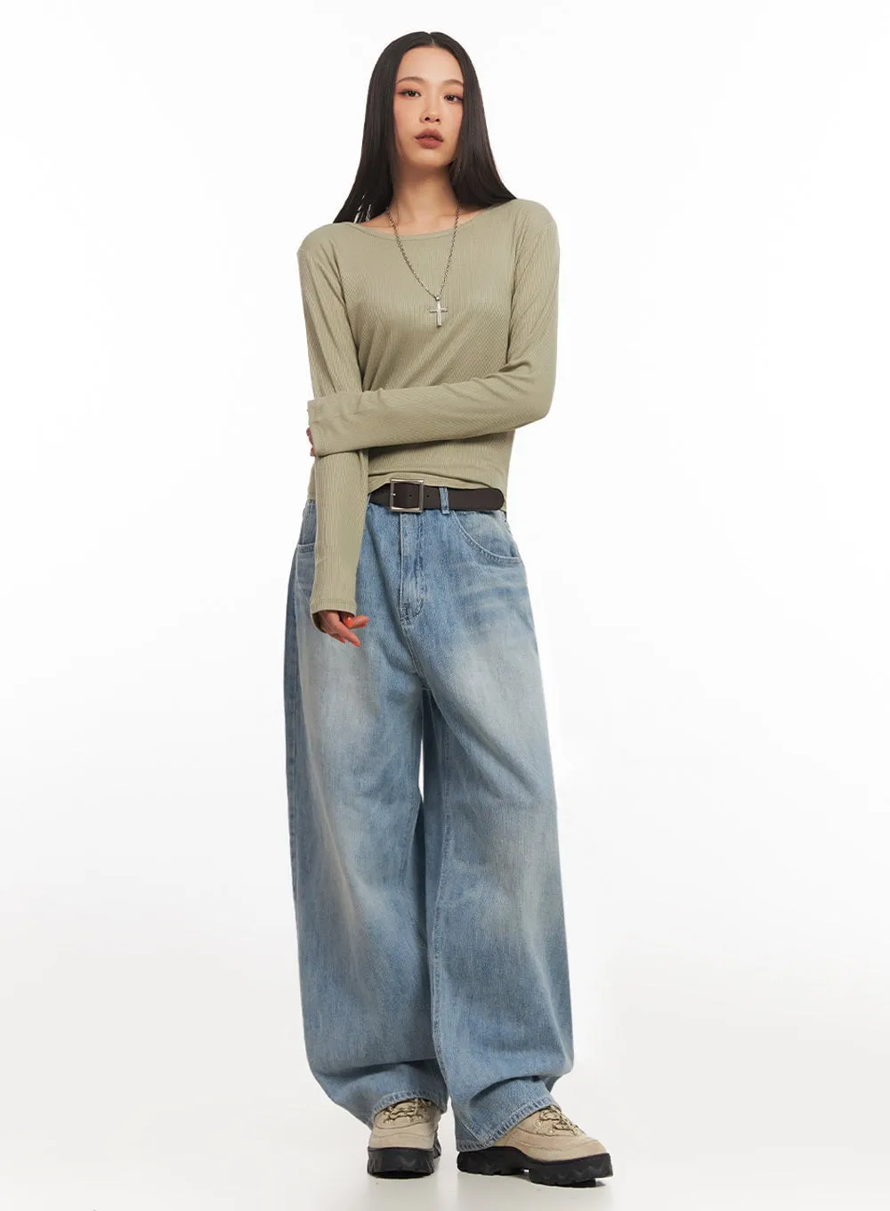 Kimberly Wide-Fit Baggy Jeans IA504