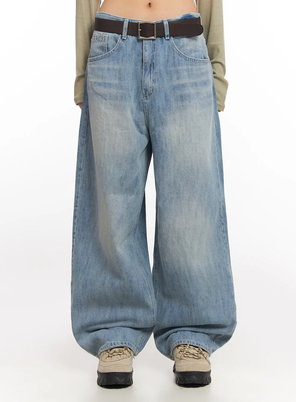 Kimberly Wide-Fit Baggy Jeans IA504