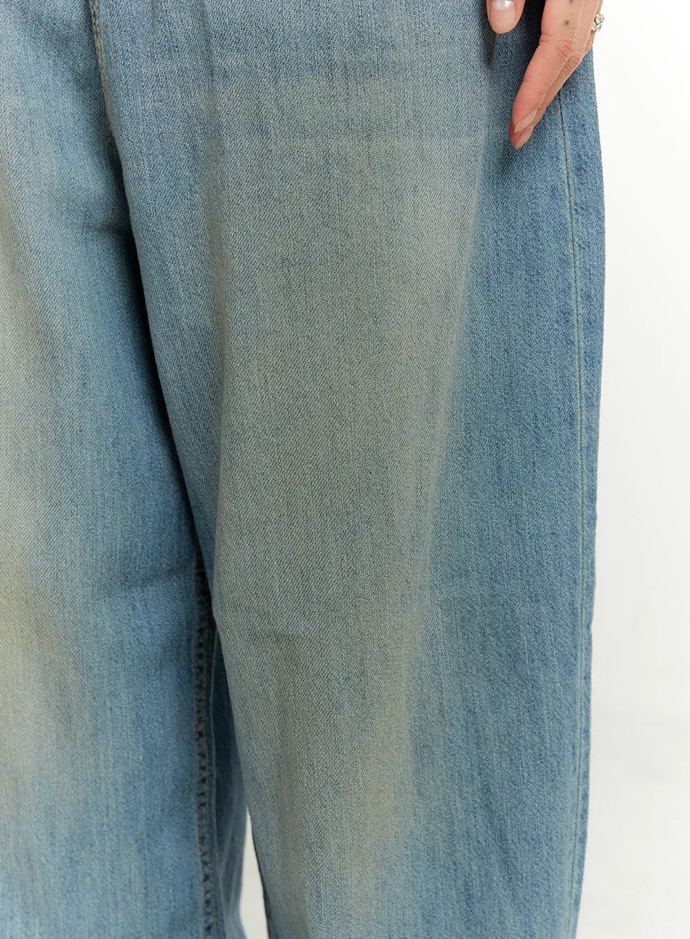Low Rise Wide Fit Baggy Jeans CU421