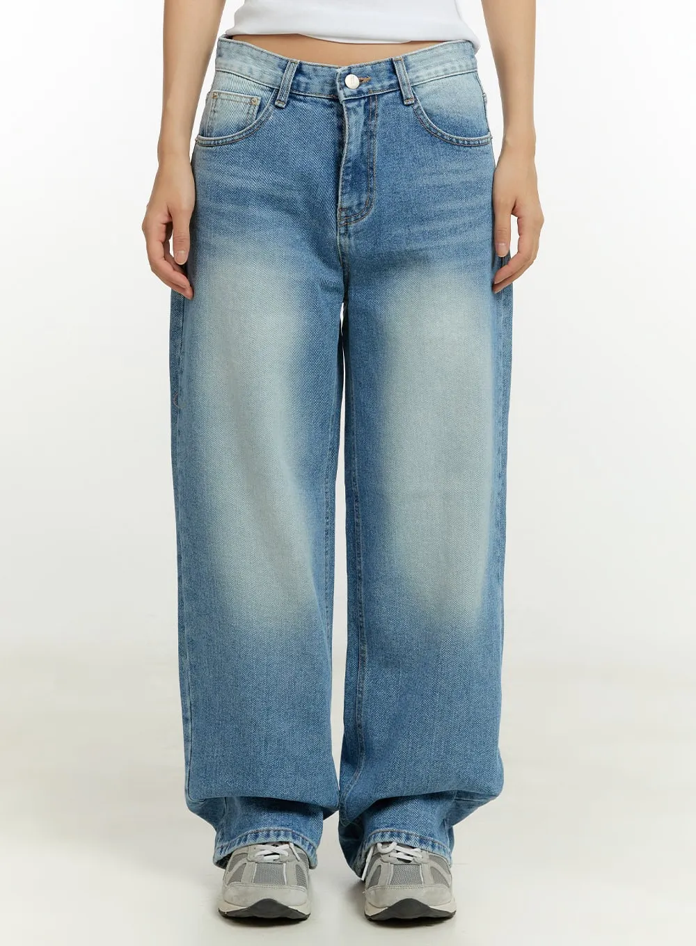 Low Rise Wide Fit Baggy Jeans CU426
