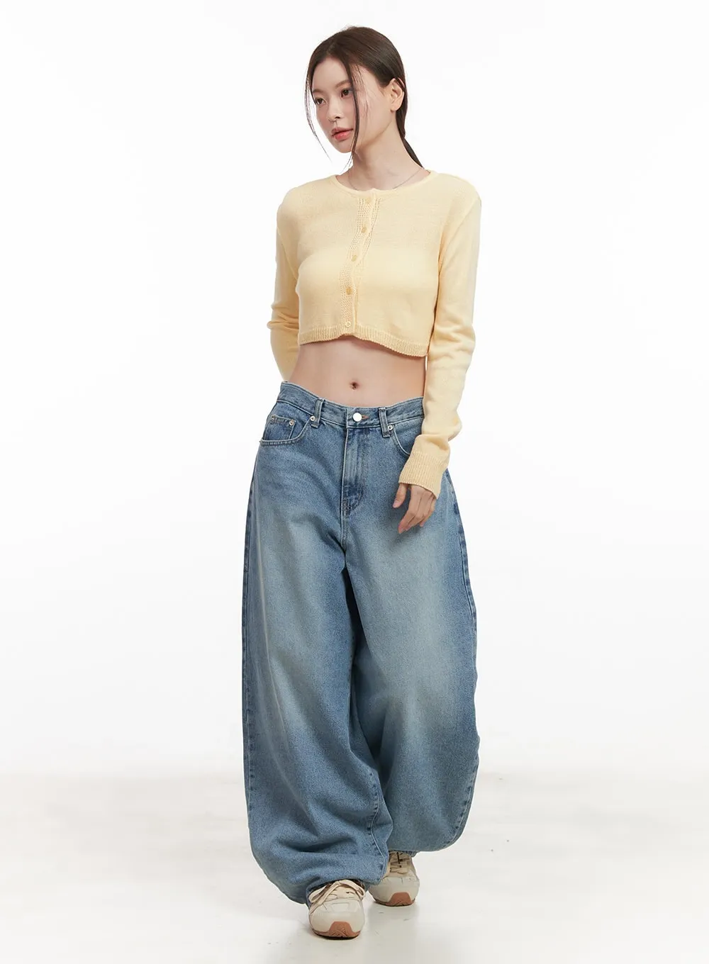 Margaret Wide-Fit Baggy Jeans CM512